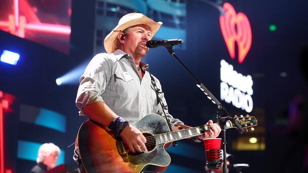 Watch Late Legend Toby Keith Perform Breakout Anthem 'Before It Was A Hit'