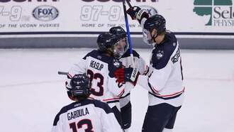 Ice Bus beats Harvard in a shootout 3-2