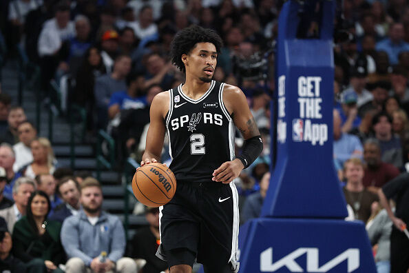 San Antonio Spurs v Dallas Mavericks