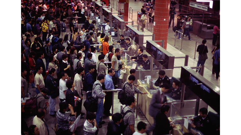 Crowds at Hong Kong Border Crossing