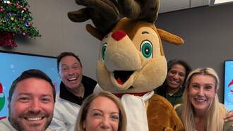 Listen to 93.9 LITE FM's Christmas Flip