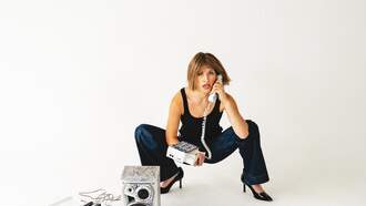 Music News - Sophia James Welcomes You To Group 7 With 'So Unfair' Playlist