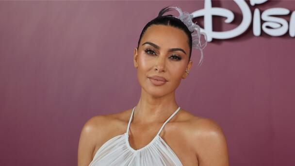 Kim Kardashian Slams Family Psychics As 'Liars' After Failing Bar Exam