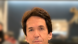 Author Mitch Albom Appears at the Sac Metro Speakers Series on 11/12