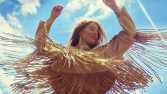 Music News - Caroline Jones To Reveal 'Most Raw, Empathetic' Story In Her New Chapter