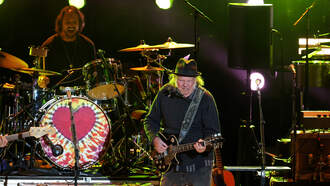 Robbyn Hart - Other artists' favorite Neil Young songs on Neil's 80th birthday today