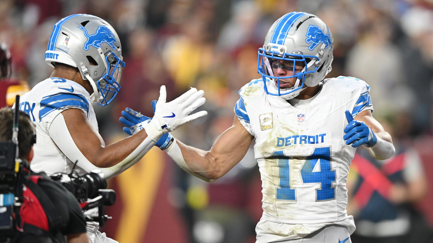 Detroit Lions v Washington Commanders
