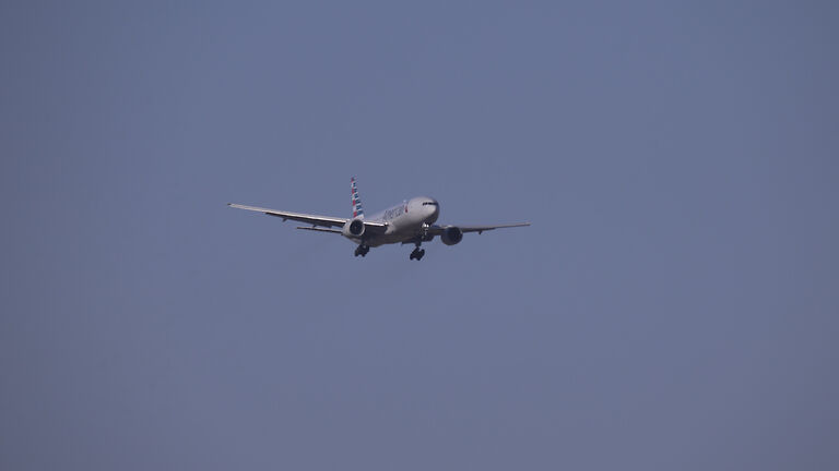 American Airlines Boeing 777 Landing