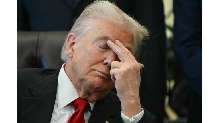 TOPSHOT-US-POLITICS-TRUMP