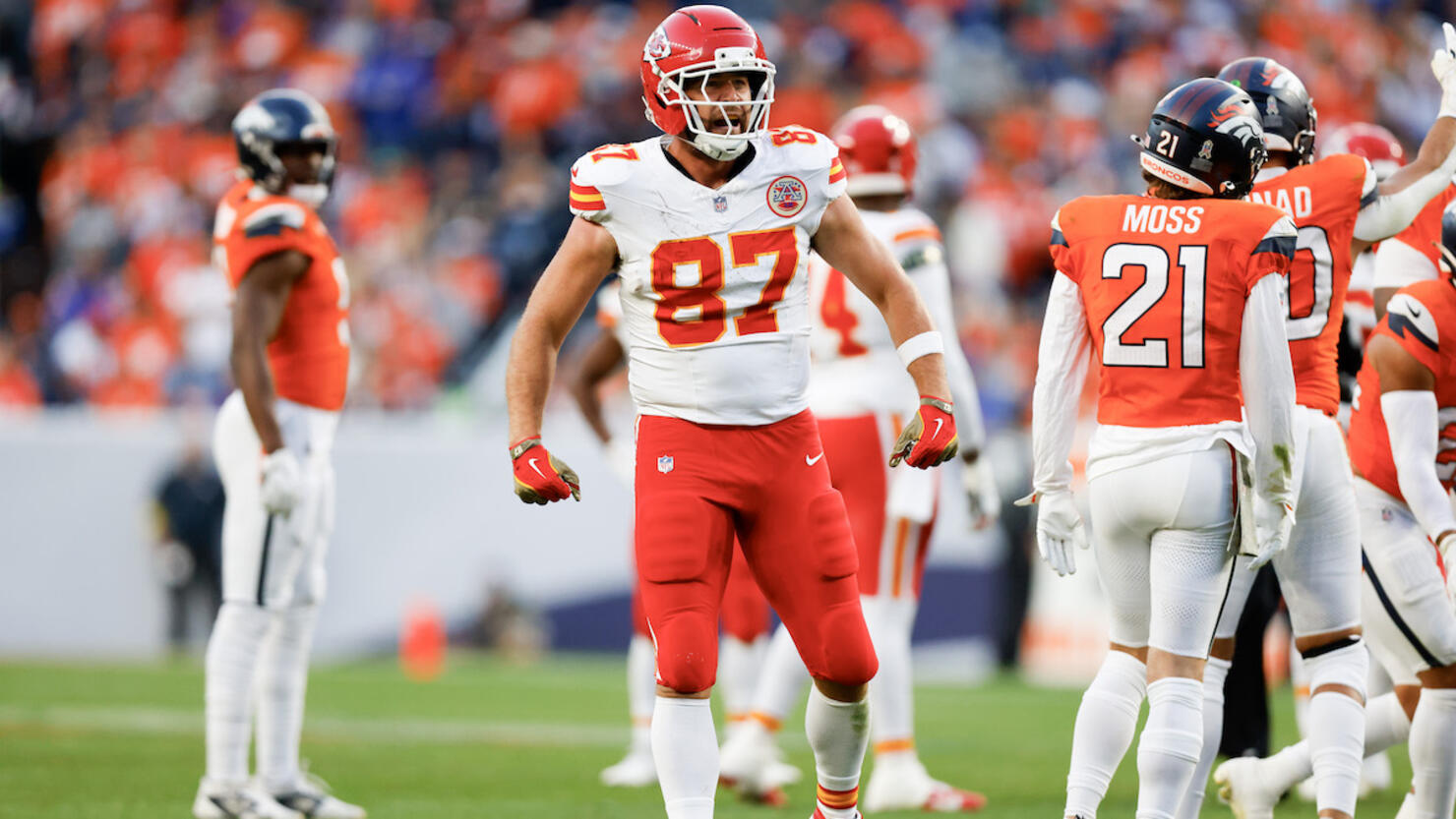 Kansas City Chiefs v Denver Broncos - NFL 2025