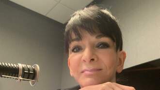 Michele's ELunch Playlist Tuesday 11.25.25