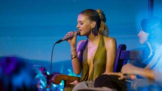 Kelsea Ballerini Doesn't Aim 'To Make A Point On The Internet' With Her EP