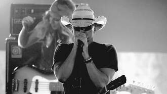 Music News - Kenny Chesney Remembers 'Terrible Loss' Of Beloved Dog In Emotional Moment