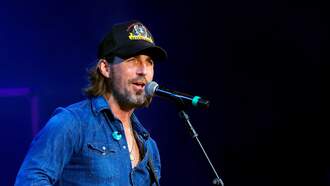 Music News - Jake Owen Tearfully Speaks About Music In 'Shockingly Emotional Interview'