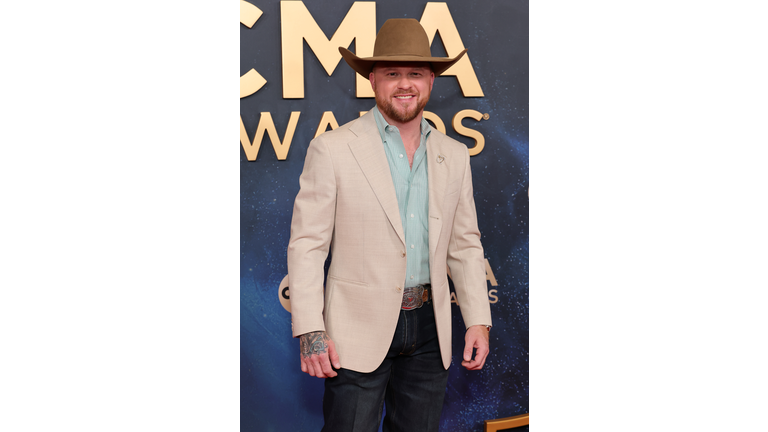 The 59th Annual CMA Awards - Arrivals