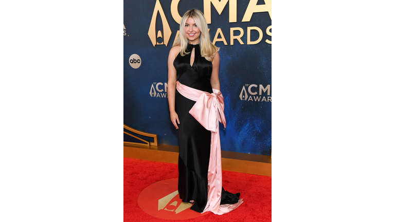 The 59th Annual CMA Awards - Arrivals