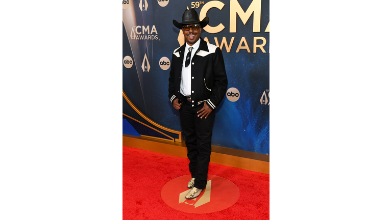 The 59th Annual CMA Awards - Arrivals