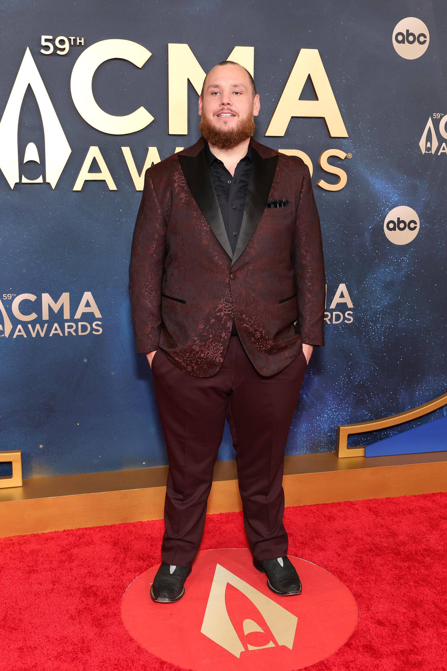 The 59th Annual CMA Awards - Arrivals