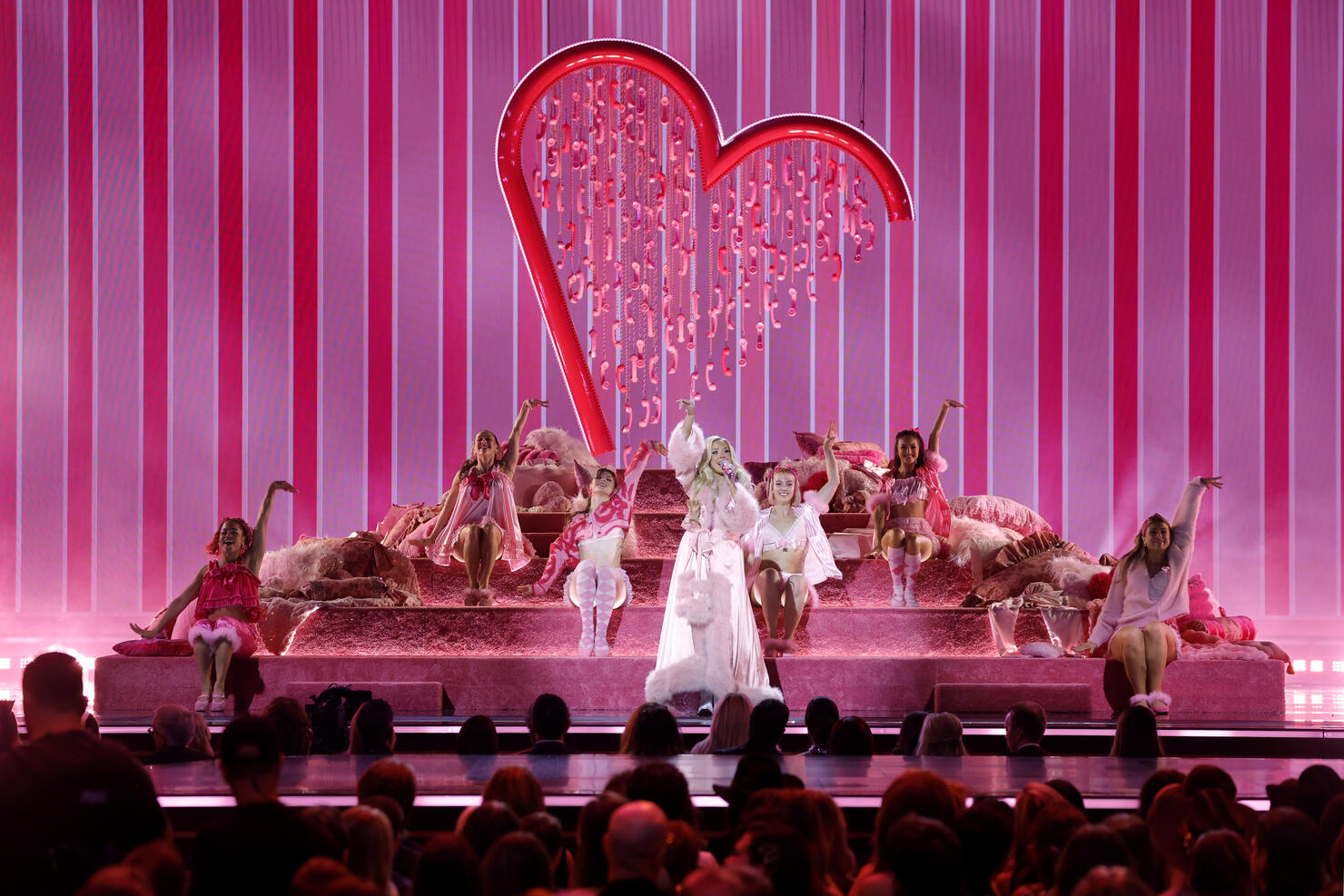 The 59th Annual CMA Awards - Show