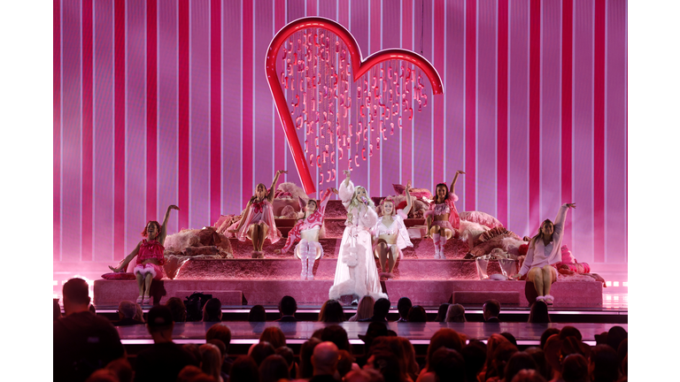 The 59th Annual CMA Awards - Show