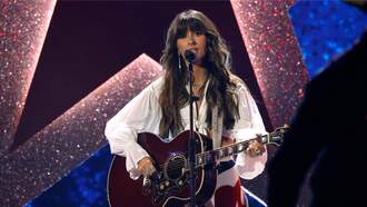 Music News - Ella Langley Brings A Bit Of Texas To Nashville In 2025 CMAs Performance