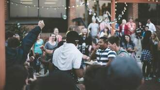 Stacey & Mike's Happy News: New Trend: Offline Events To Find Your People