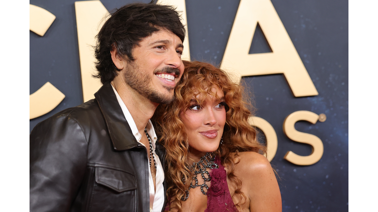 The 59th Annual CMA Awards - Arrivals