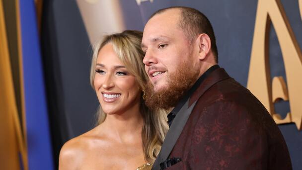 Luke Combs' Pregnant Wife Nicole Is Glowing In Shimmering Gown At 2025 CMAs