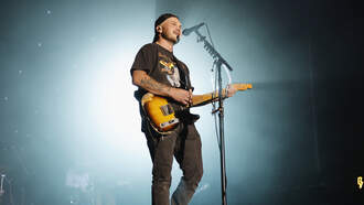 ZACH BRYAN announces Empower Field shows in August! 