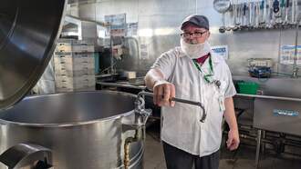 Boston’s Pine Street Inn Homeless Shelter Prepares Annual Thanksgiving Meal