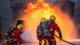 Two Sisters Killed In House Fire On Thanksgiving After Saving Their Father 