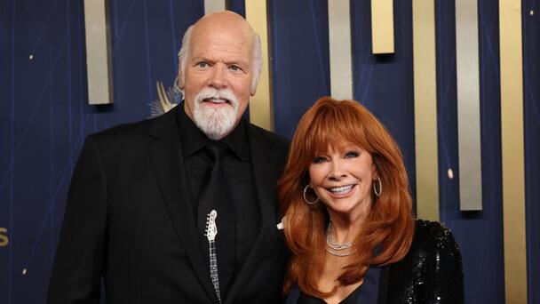 Reba McEntire Hints At Wedding Details: 'Going To Be Very Different'