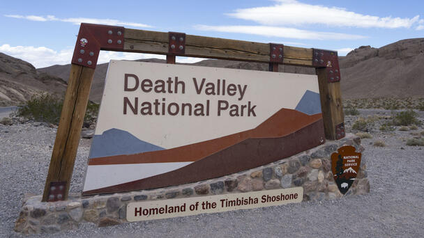 Video Shows US Military Plane Crash Near Death Valley