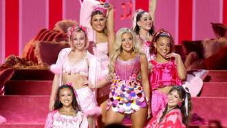 Music News - Megan Moroney Confirms Arena Tour In 2026 With 'Cloud 9' Era Underway