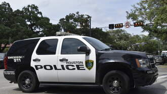 Wanted Suspect Fires At HPD Officers After Fleeing Traffic Stop 