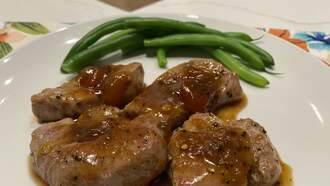 Pork Medallions With Apricot Glaze
