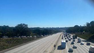 Eight Hour Shutdown on I-5 Ends After Man Taken Into Custody 