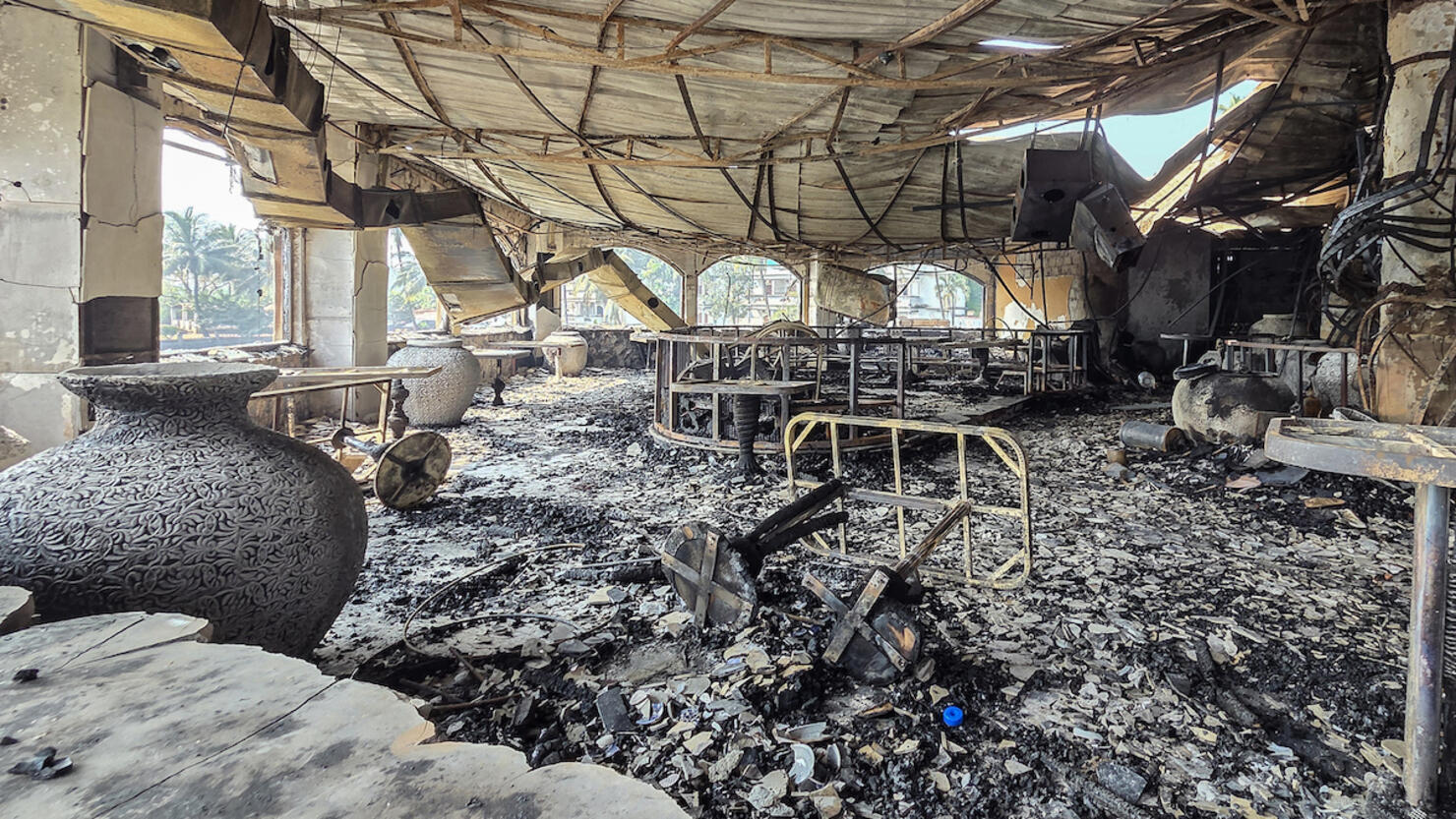 TOPSHOT-INDIA-ACCIDENT-FIRE