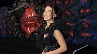 Entertainment News - Millie Bobby Brown Taught 'Stranger Things' Cast Sabrina Carpenter Dance