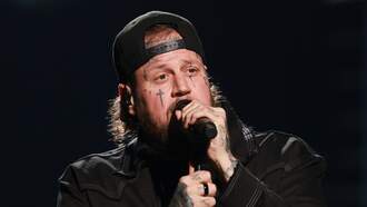 Jelly Roll Tearfully Reacts To Surprise From Country Star Craig Morgan