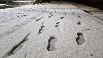 South Shore Residents Prepare For First Measurable Snowfall Of The Year