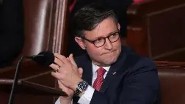 Republicans and Dems Remain Divided On Obamacare As the Deadline Closes In