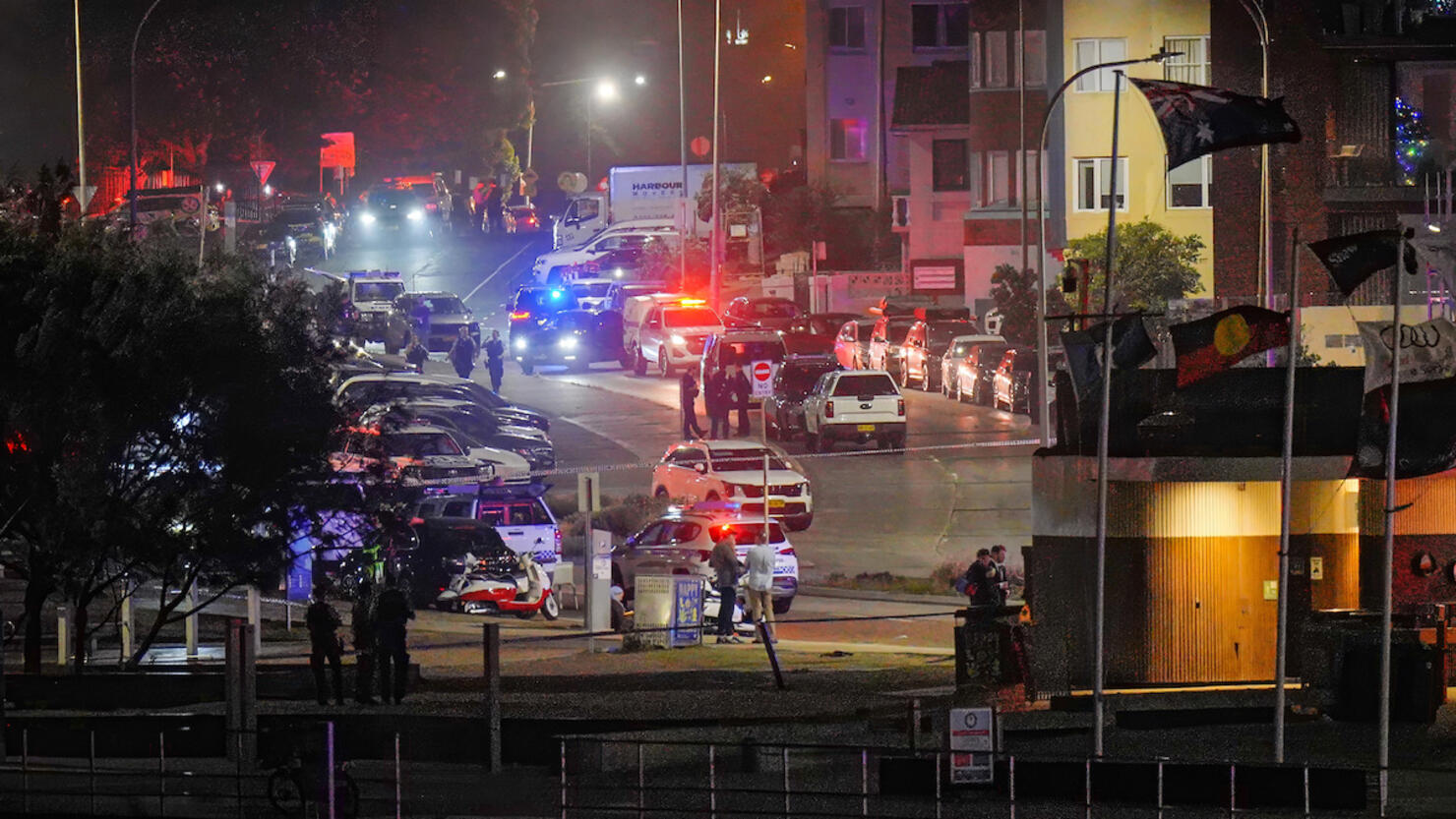 At least 12 dead, 29 injured in Australian beach shooting