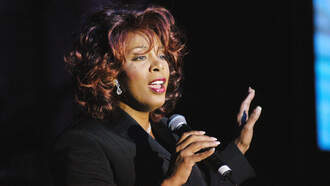 Entertainment News - 'Queen Of Disco' Donna Summer Inducted In Songwriters Hall Of Fame