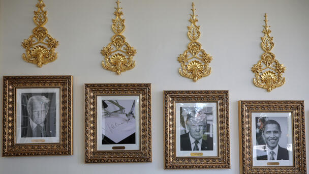 Trump's Adds New 'Walk Of Fame' Plaques Bashing Obama, Biden, Others