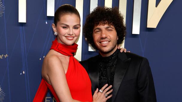 Selena Gomez & Benny Blanco Cozy Up In Festive PDA-Packed Adventure