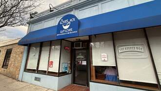 A Chinese Restaurant In Brookline Serves The Jewish Community On Christmas