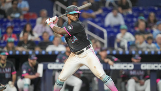 We have a trade: Reds swap outfielders 