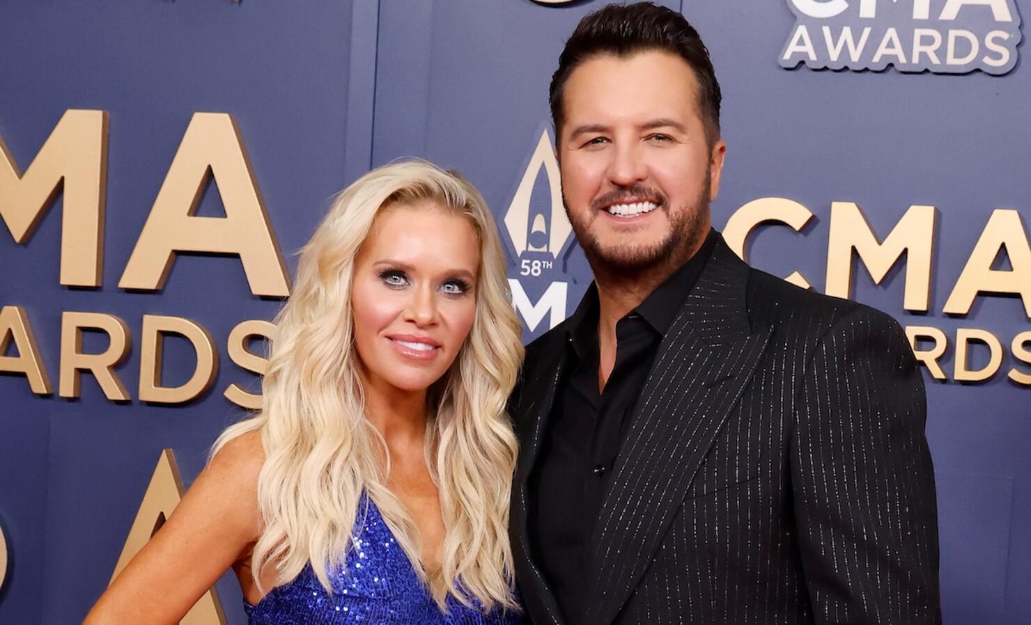 The 58th Annual CMA Awards - Arrivals