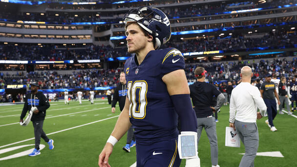 Listen In To Chargers Vs. Broncos On KFI AM 640 Saturday!